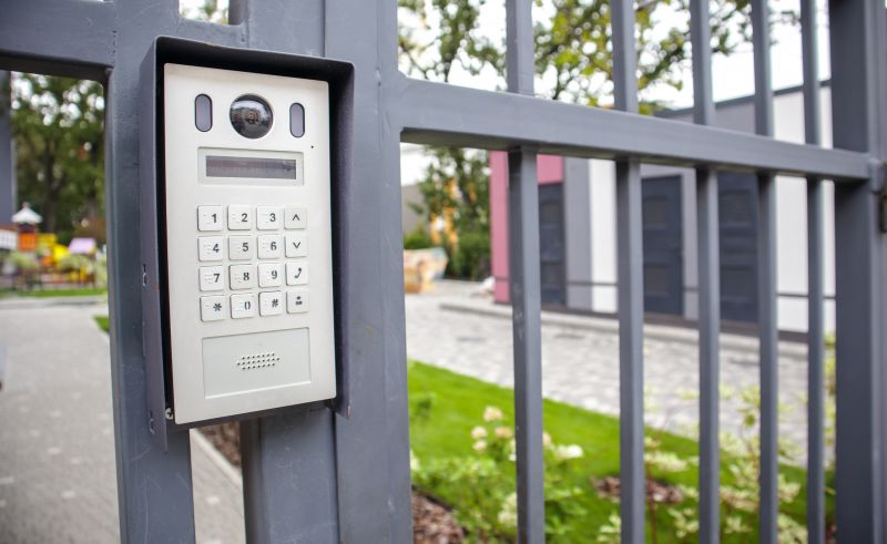 Control Gate Installation in Boca Raton, FL